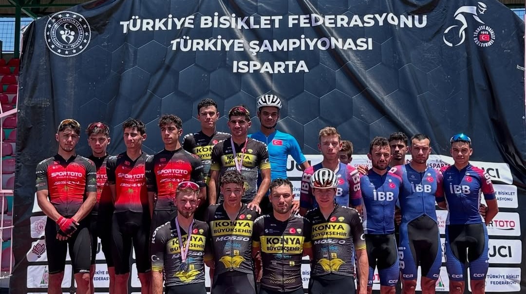 Büyükşehir'in pedalları Türkiye Yol Şampiyonası'nda tozu dumana kattı