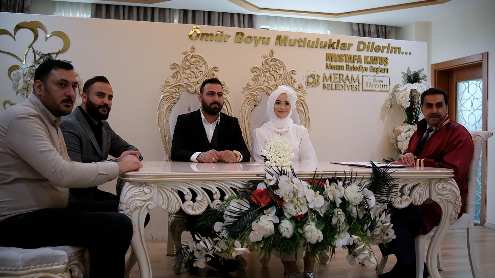 Üçler ve Ekici ailelerinin mutlu günü