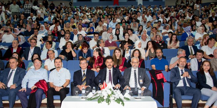 Selçuk Tıp’tan 185 genç doktor mezun oldu