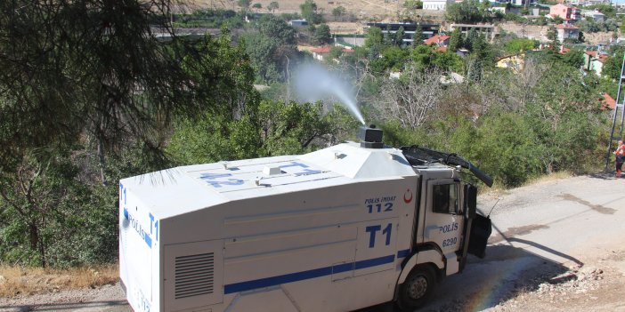 Konya Emniyetinden Meram'daki Yangına Toma Destekli Müdahale