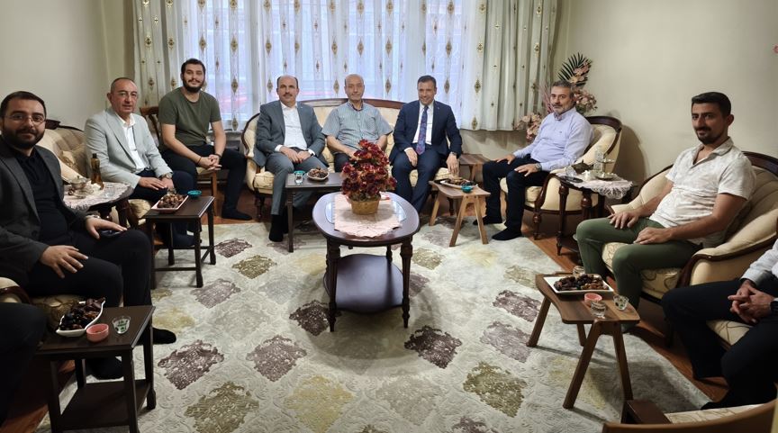 Başkan Altay Hac ibadetini yerine getiren vatandaşları ziyaret etti