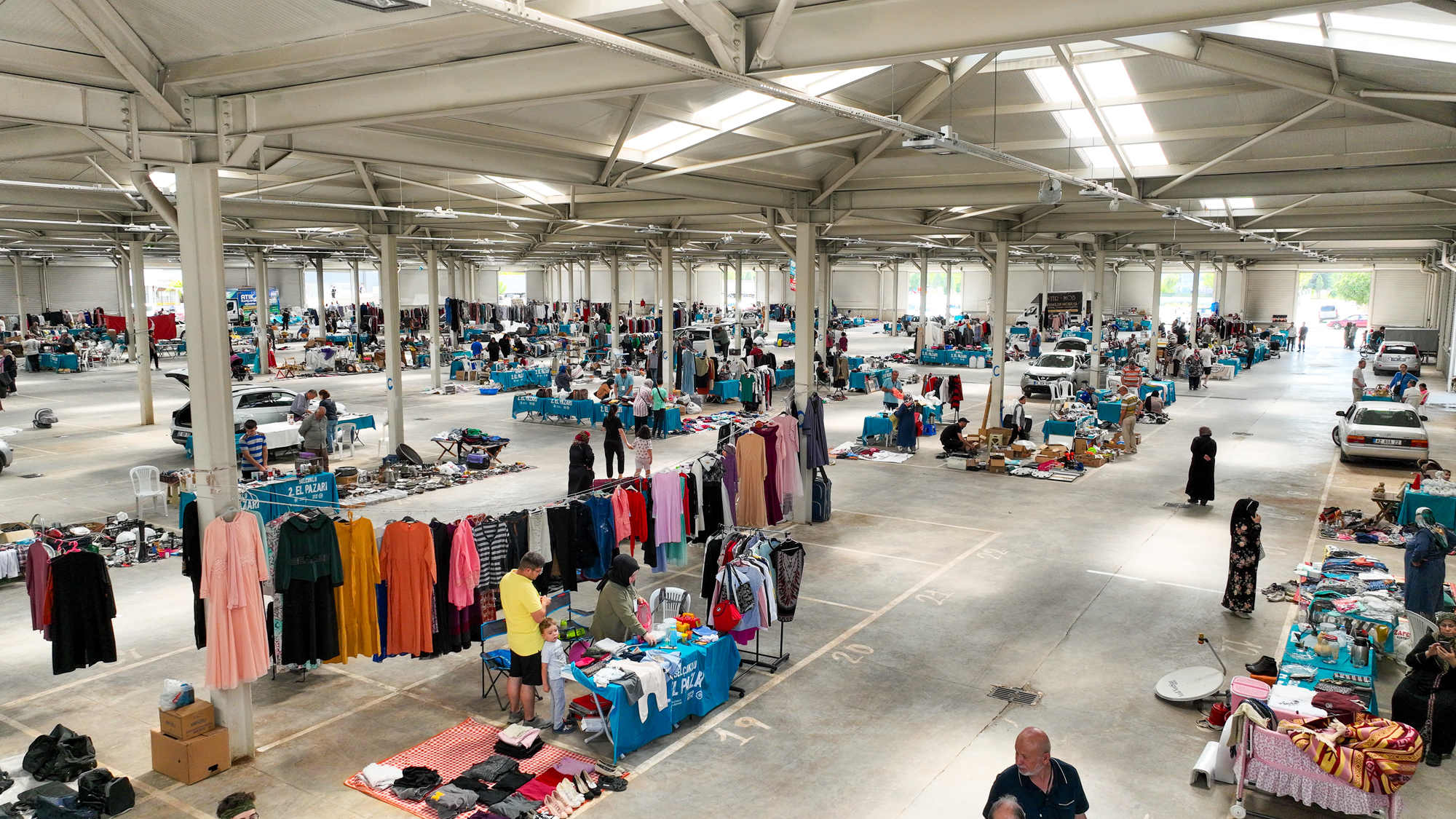 Selçuklu 2. El Pazarı ekonomik alışverişin adresi olmaya devam ediyor