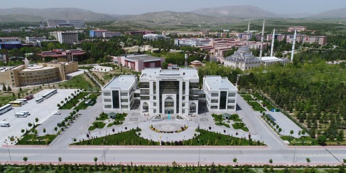 Konya'dan dünyaya akademisyen transferi