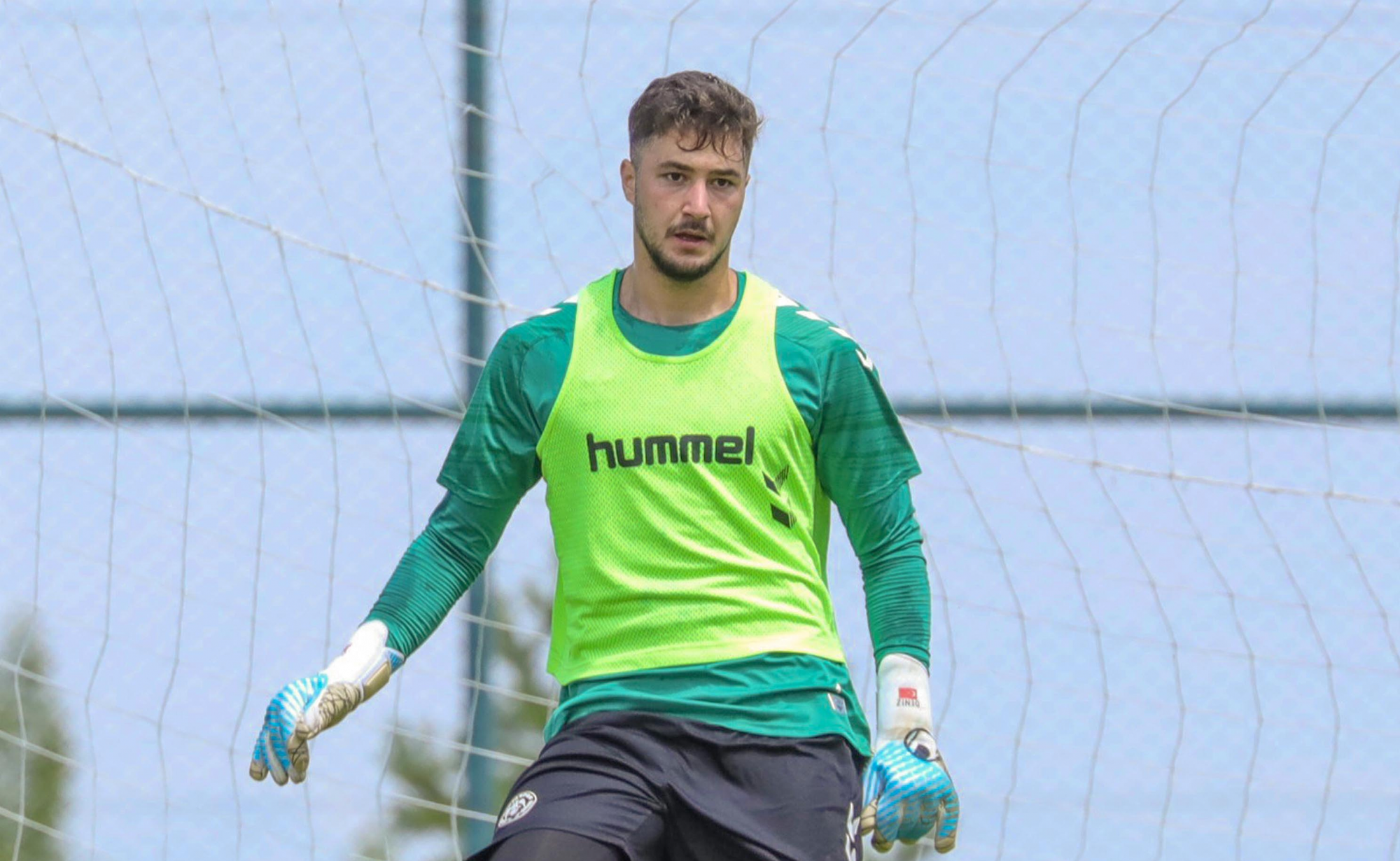 Konyaspor'un genç kalecisinin hedefi belli!