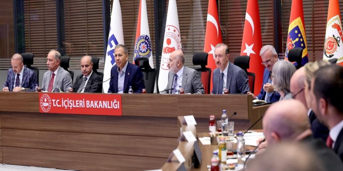 30 büyükşehir temsilcisiyle sahipsiz hayvanlar konuşuldu