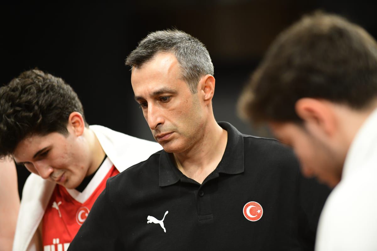 Büyükşehir basketbolda Volkan Ertetik gururu