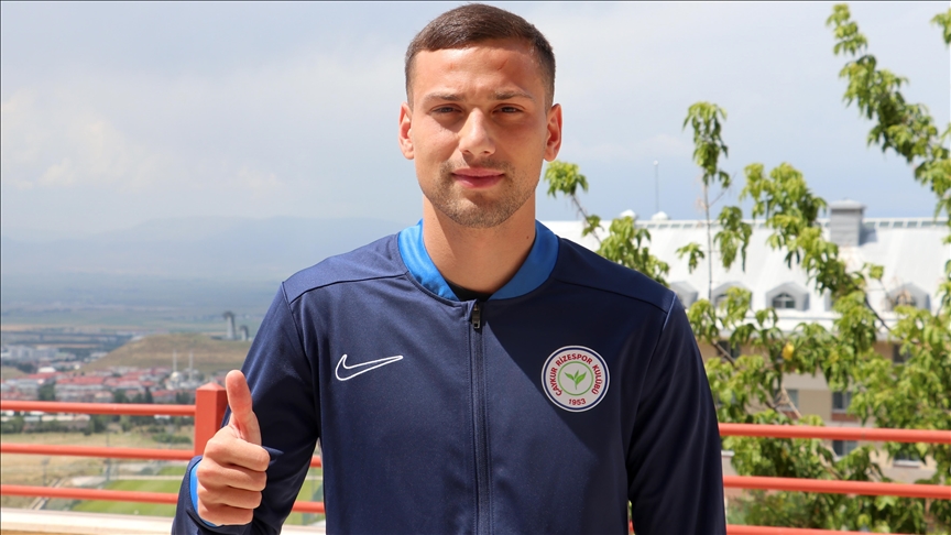 Ailesini örnek alarak futbola başlayan Çaykur Rizesporlu Varesanovic, takımına daha fazla katkı sağlayacak