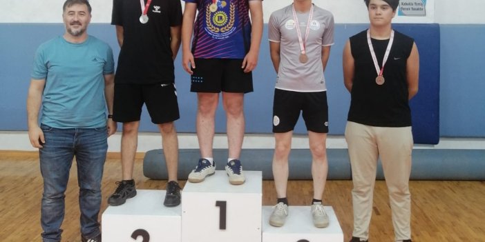 Asım Emir Şahin Masa Tenisinde İl Birincisi Oldu