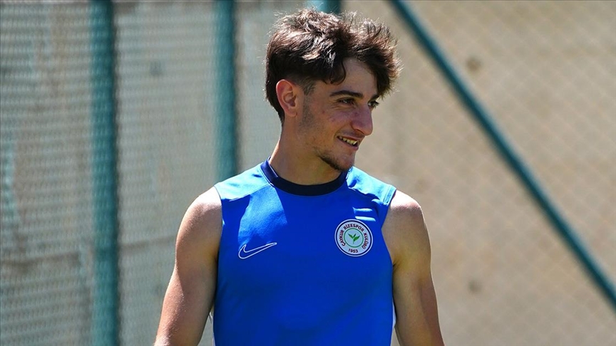 Çaykur Rizespor'un genç oyuncusu Muhammed, Süper Lig'deki ilk maçı için gün sayıyor