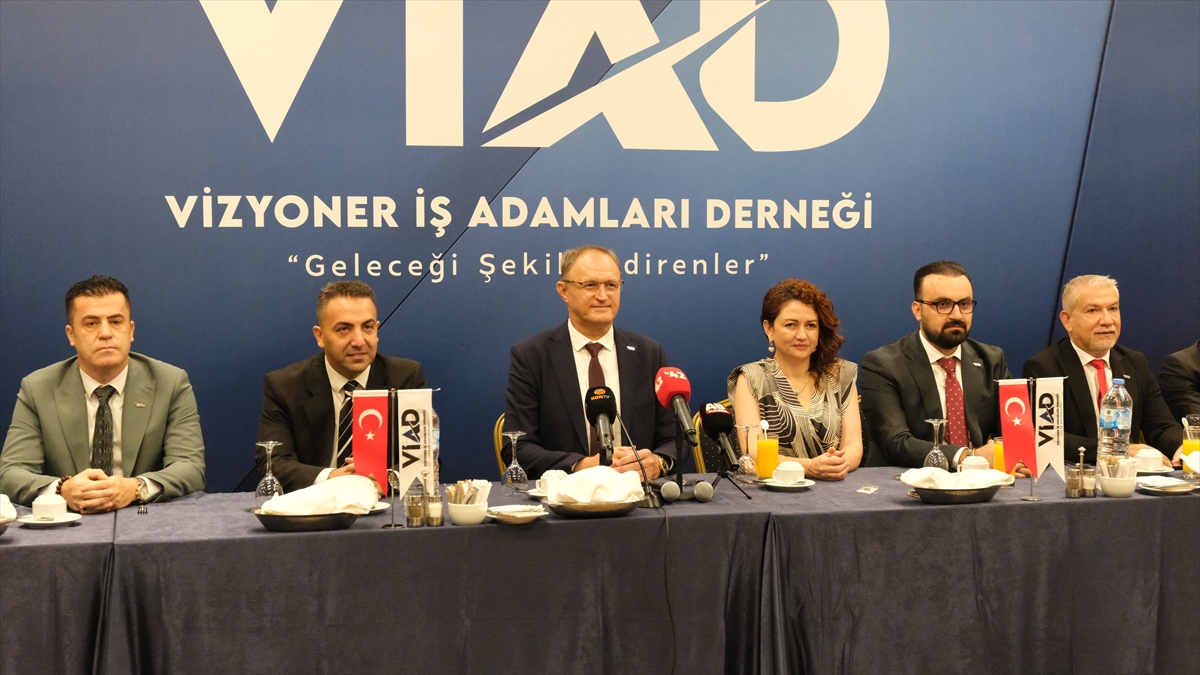 Konya'da Vizyoner İş Adamları Derneği kuruldu