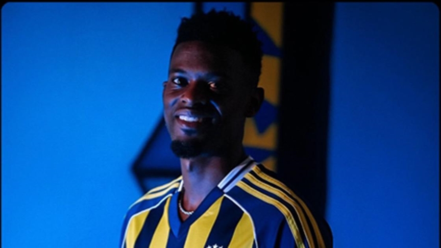 Fenerbahçe tarihinin 200. yabancı oyuncusu Nelson Semedo