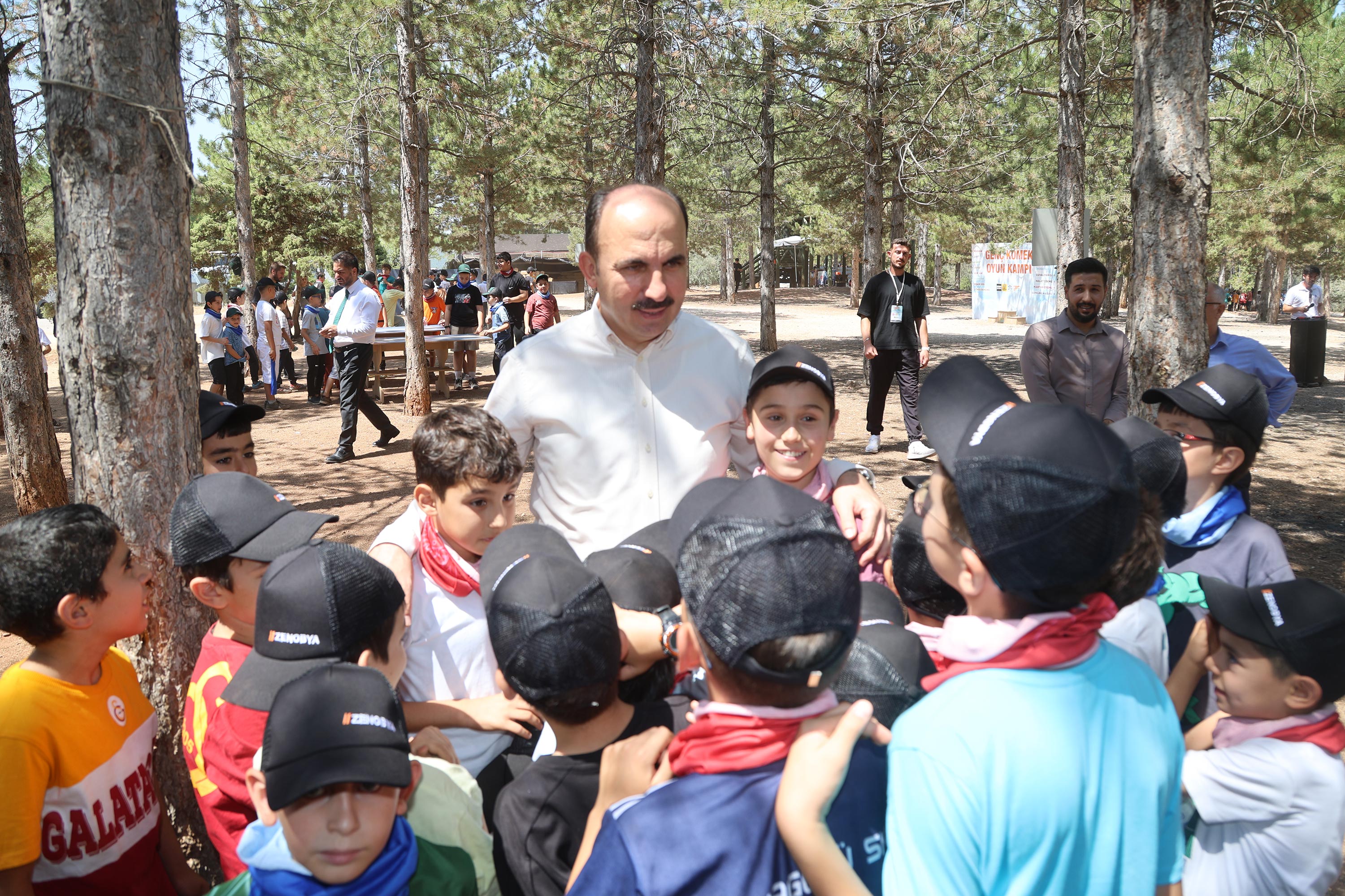 Başkan Altay  KOMEK Oyun Kampı’nda çocukların coşkusuna ortak oldu