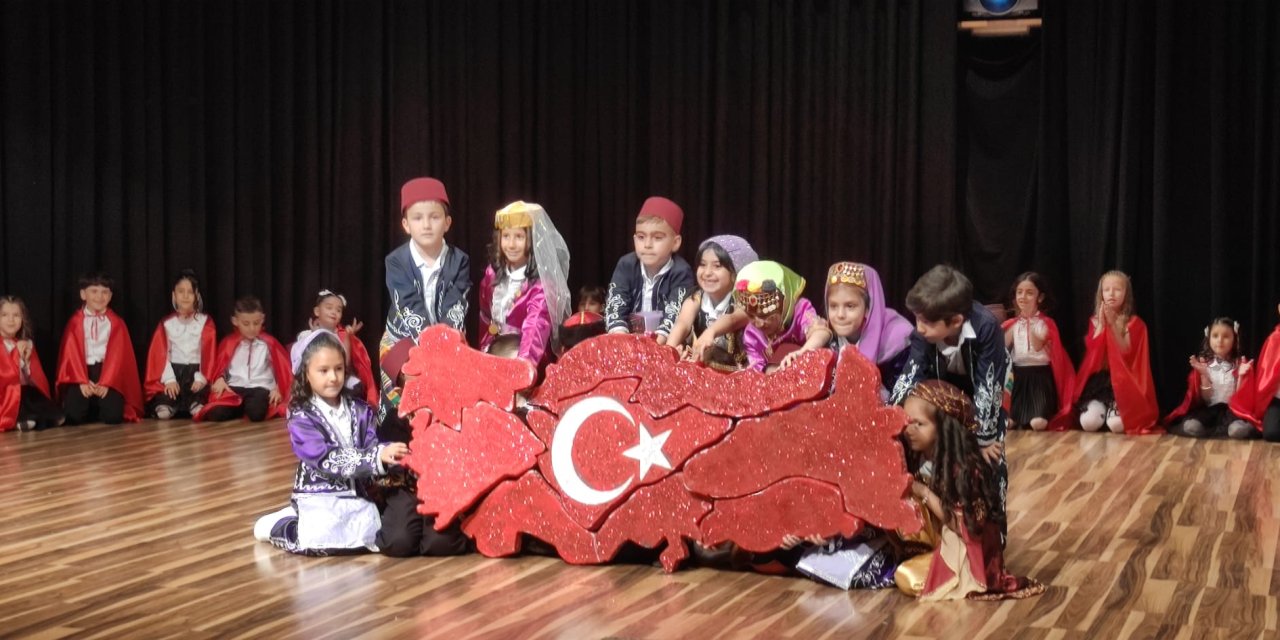 Cahit Zarifoğlu İlkokulundan unutulmaz yılsonu etkinliği