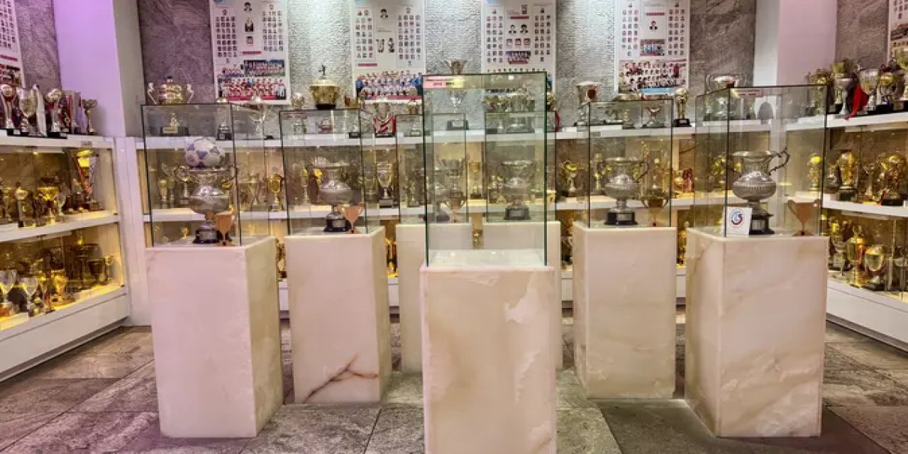 Trabzonspor kuruluşunun 58. yılını kutluyor