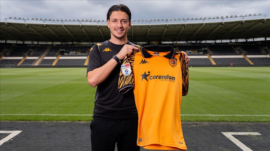 Trabzonsporlu Enis Destan, Hull City'ye transfer oldu