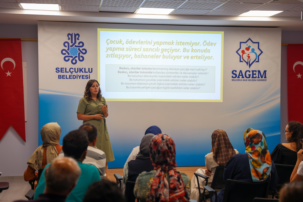 SAGEM'den olumlu ebeveynlik semineri