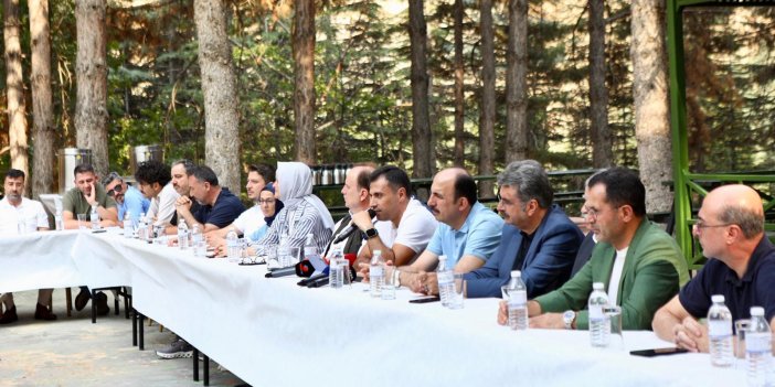 AK Parti Konya'da sahaya iniyor! Milletvekilleri dahil vatandaşı dinleyecek