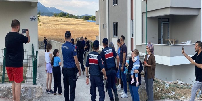 Boşanma aşamasındaki çift, yangın çıkan evde ölü bulundu