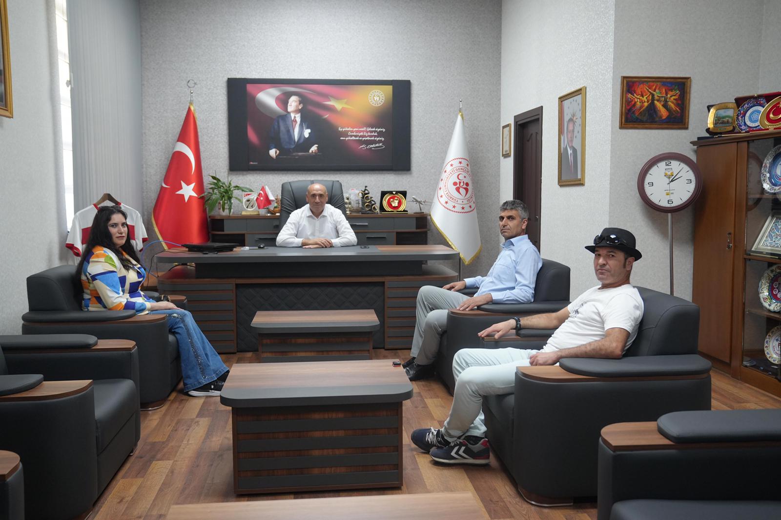 Konya Gençlik ve Spor İl Müdürü Birdal Öztürk’ten Dünya Görmeyenler Derneği’ne destek sözü