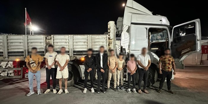 Konya'da dev operasyon! Milyonluk kaçak ürün ele geçirildi