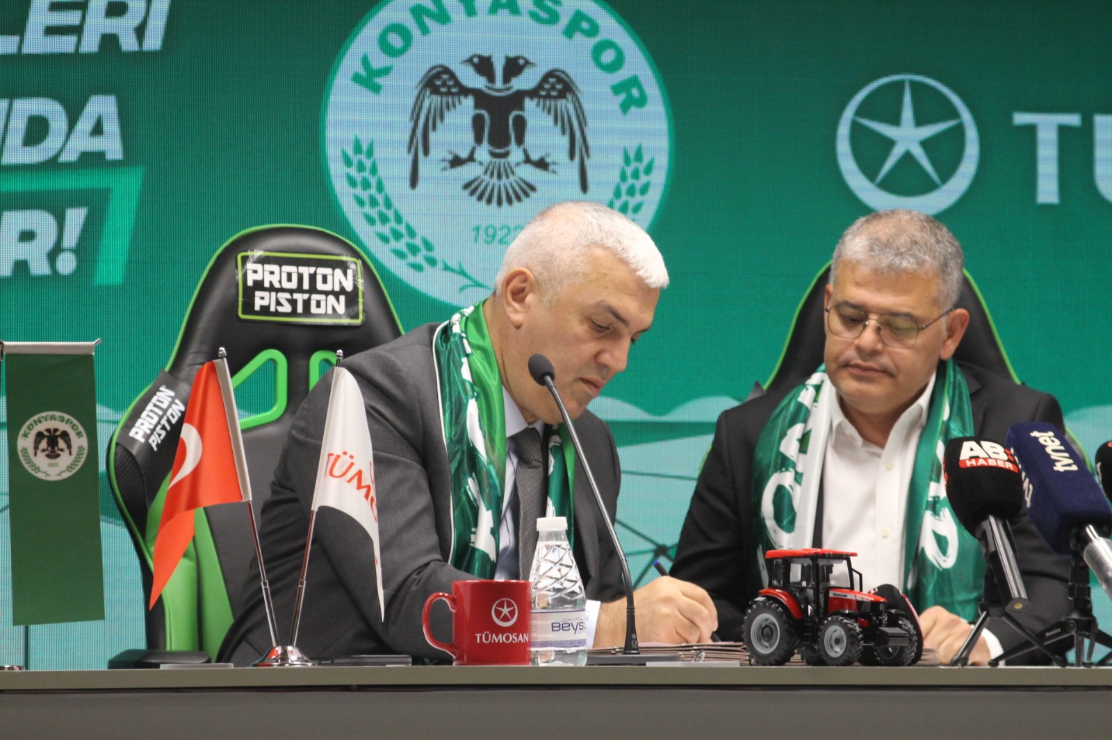 TÜMOSAN ve Konyaspor'dan güçlü iş birliği: İmzalar atıldı