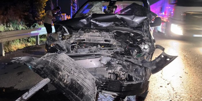 Araç bu hale geldi! Konya'daki kazada yaralılar var