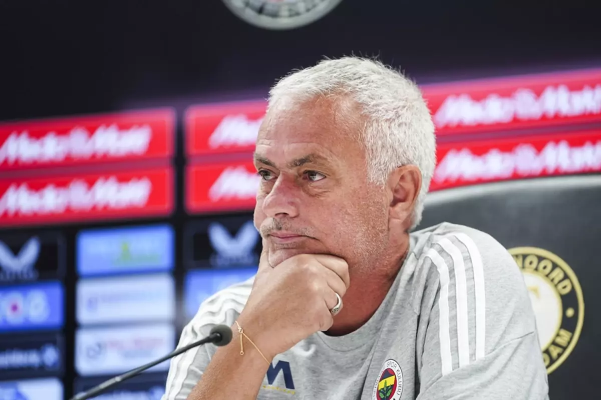 Mourinho: Galatasaray maçının sadece 1 dakikasını izledim