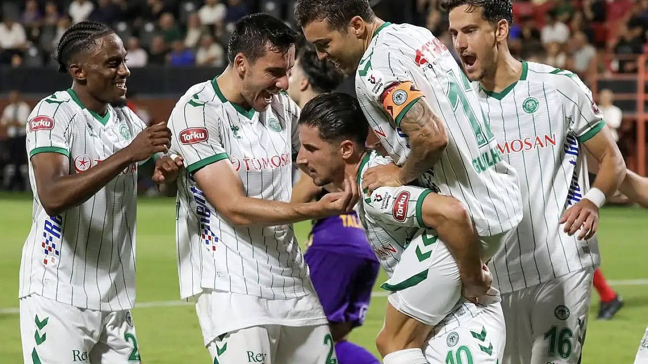 Konyaspor'da 4 isim en iyi ilk 11'de yer aldı