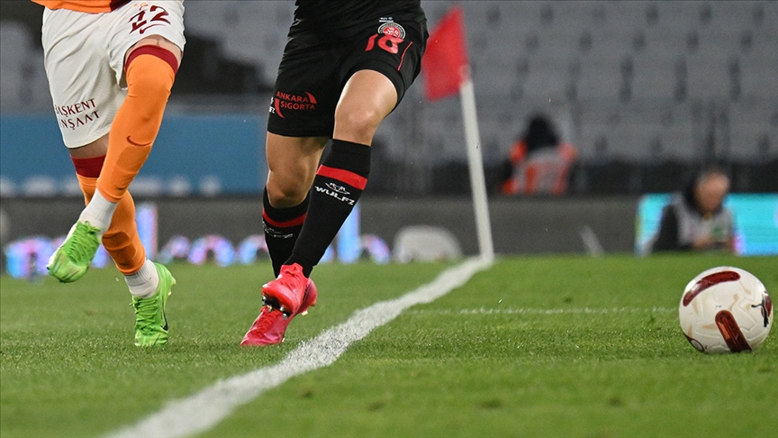 Galatasaray ile Fatih Karagümrük 21. randevuda