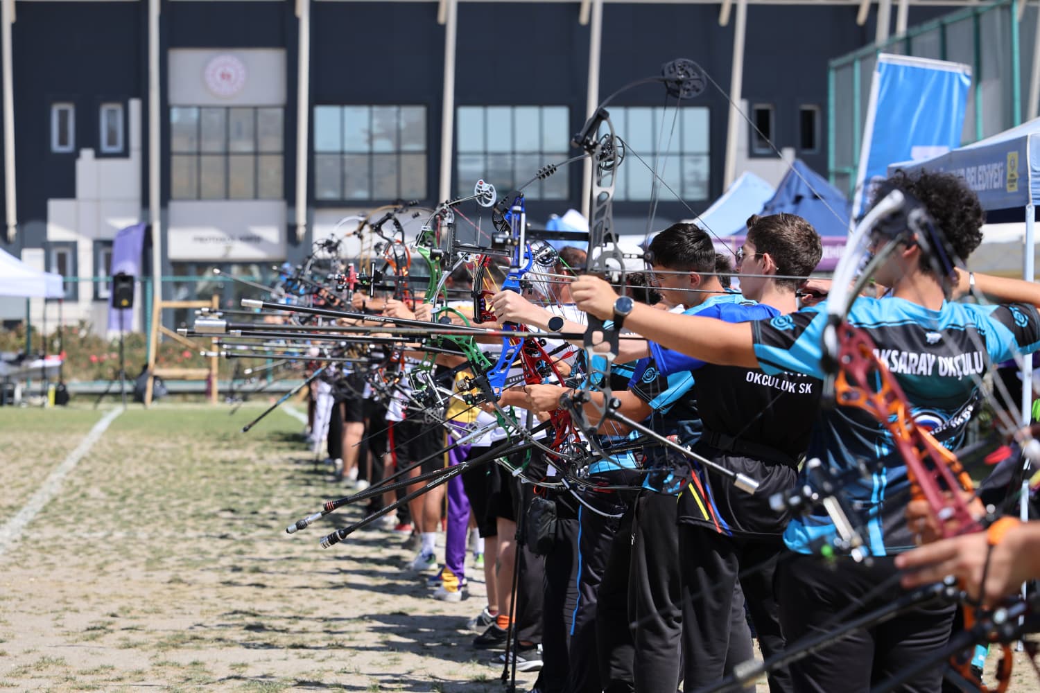Türkiye’nin dört bir yanından gelen okçular Konya'da yarıştı
