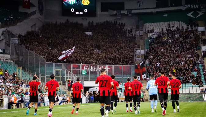 Bursaspor ve Eskişehirspor'dan örnek davranış