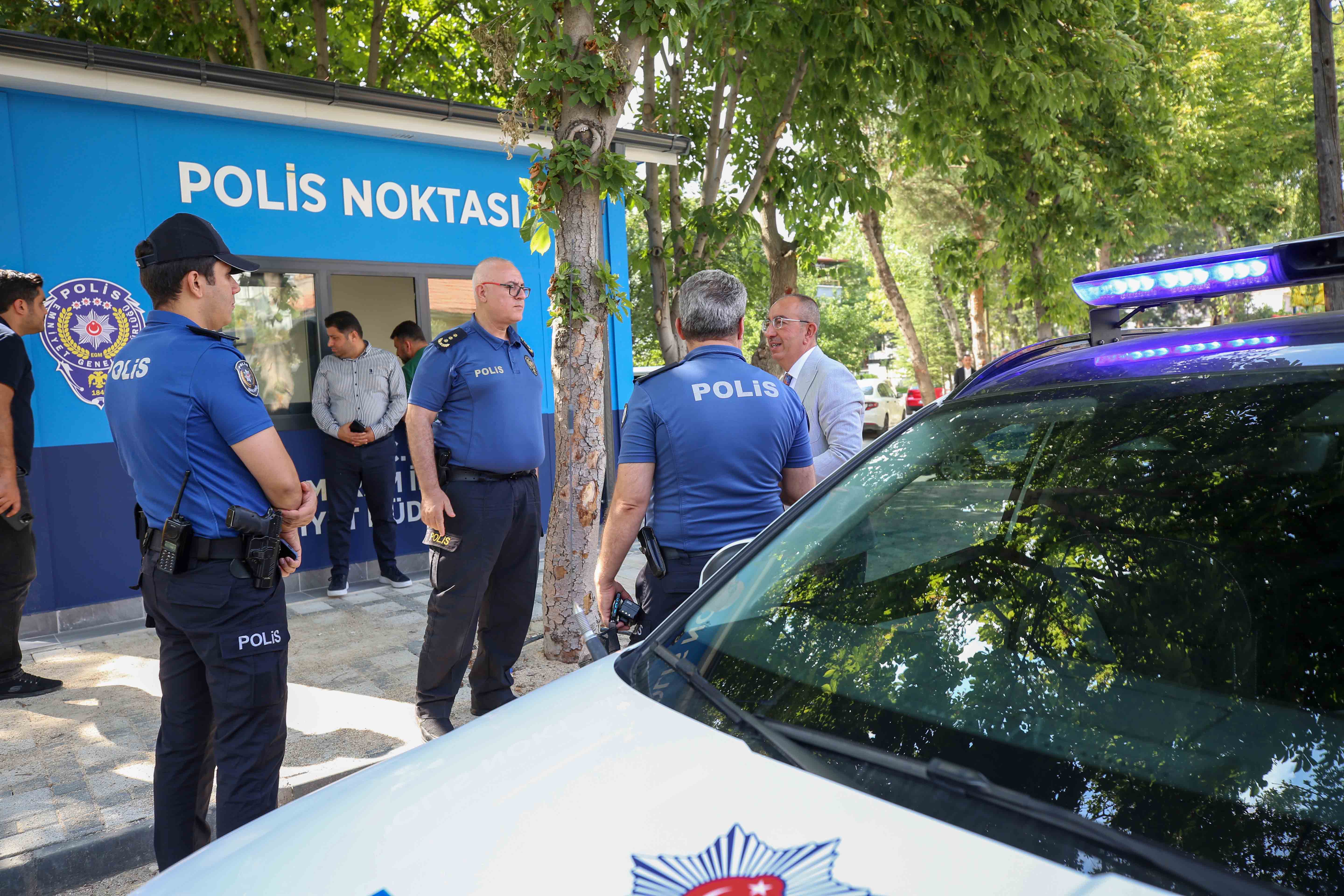 Meram’da kafeler sokağına özel polis noktası