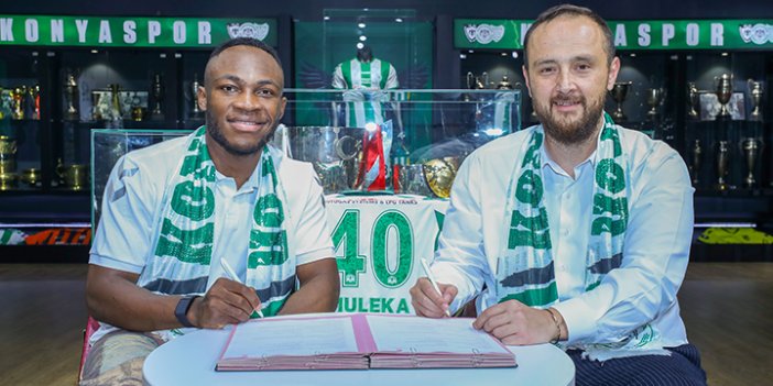 Konyaspor, Kongolu futbolcu Jackson Muleka'ya imzayı attırdı