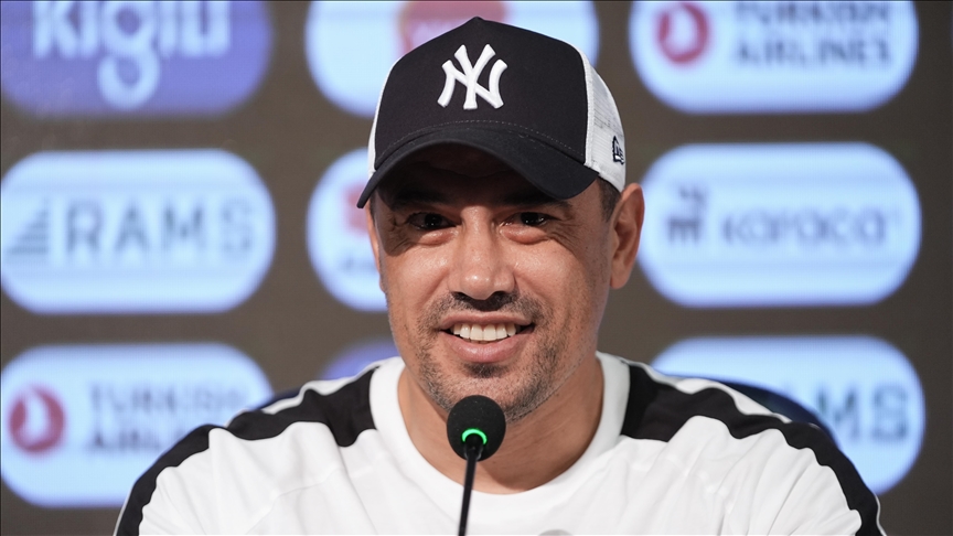 İstanbul Başakşehir Teknik Direktörü Atan: Sezonun en önemli maçlarından bir tanesine çıkıyoruz