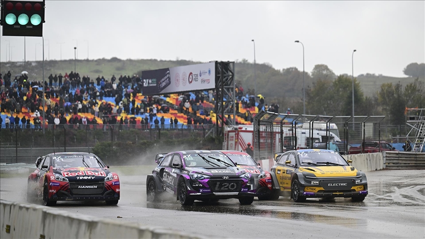 Rallikros yıldızları, TOSFED İstanbul Park'ta çifte final için buluşacak