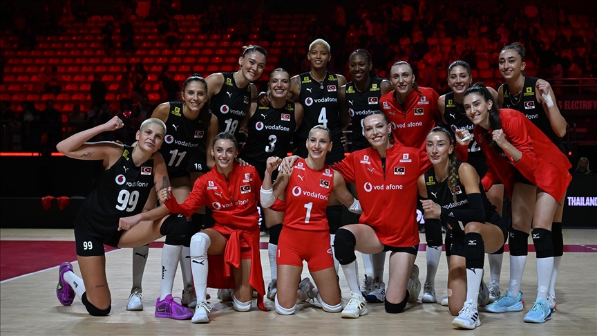 A Milli Kadın Voleybol Takımı, yarın liderlik için Kanada maçına çıkacak