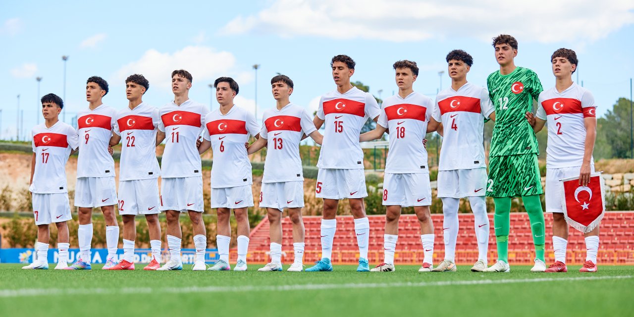 Konyasporlu gençlere milli davet