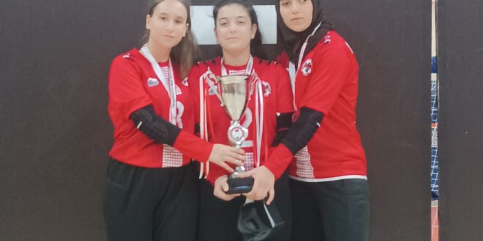 Anadolu Kartalları’ndan Tarihi Başarı: En Genç Takım Birinci Lige Uçtu!