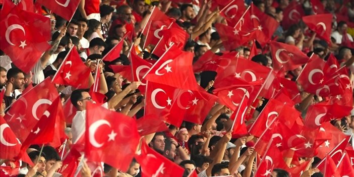 Türkiye-İspanya maçında misafir takım tribününe de Türk futbolseverler alınacak