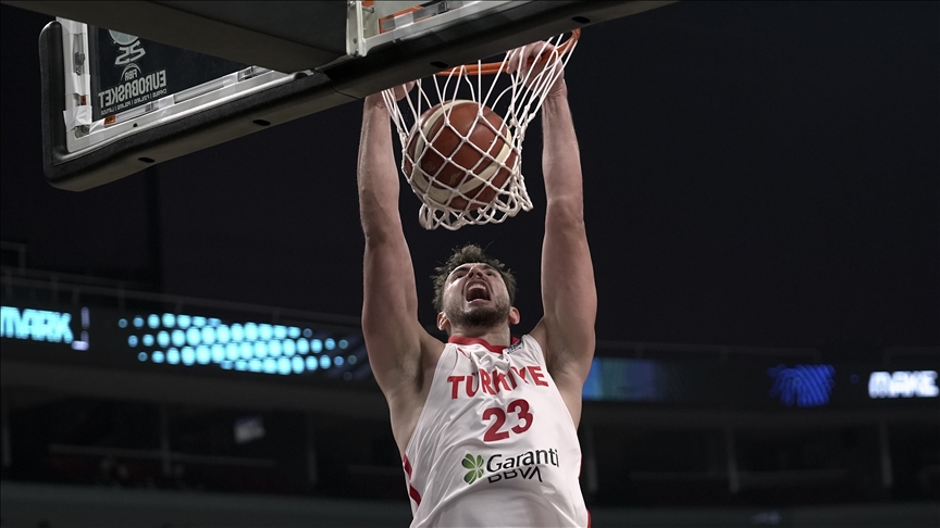 A Milli Basketbol Takımı, Avrupa Şampiyonası'ndaki 4. maçında yarın Estonya ile karşılaşacak