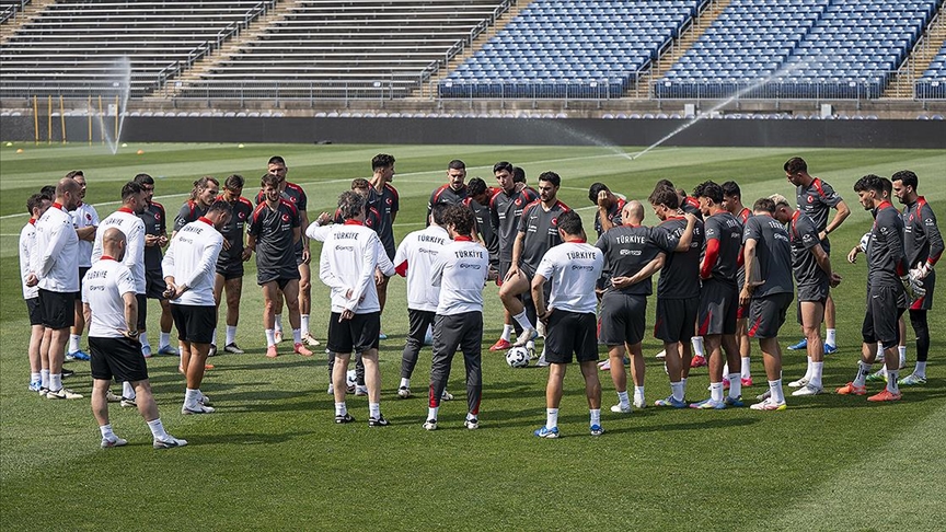 Futbolda milli mesai yarın başlayacak