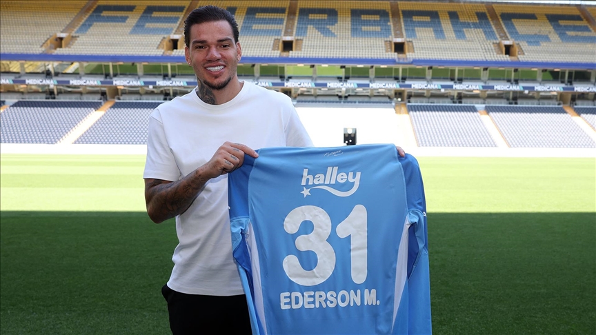 Ederson, Fenerbahçe'yi zirveye taşıyacaklarına inanıyor