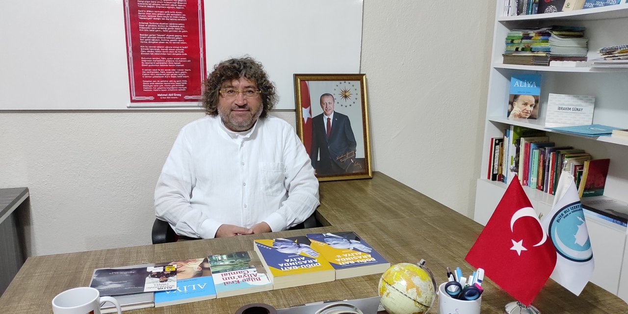 Günay’dan, camide palyaço haberlerine tepki!