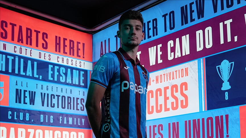 Trabzonspor, Beşiktaş'tan Ernest Muçi'yi kadrosuna dahil etti