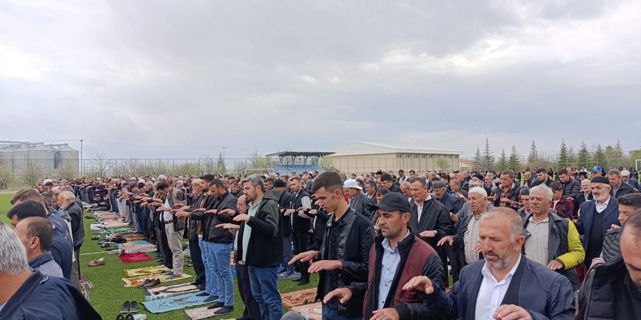 Altınekin’de yağmur duası yapıldı