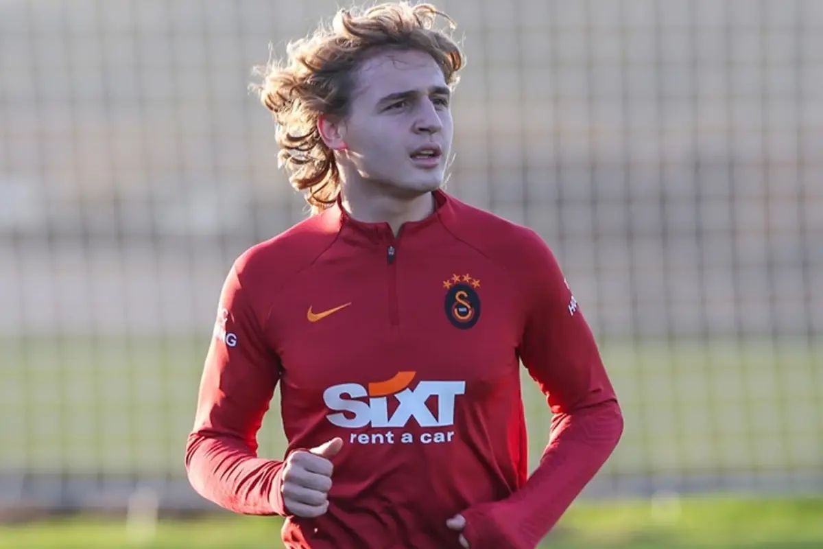 Galatasaray'dan ayrılan Hamza Akman 1. Lig'e