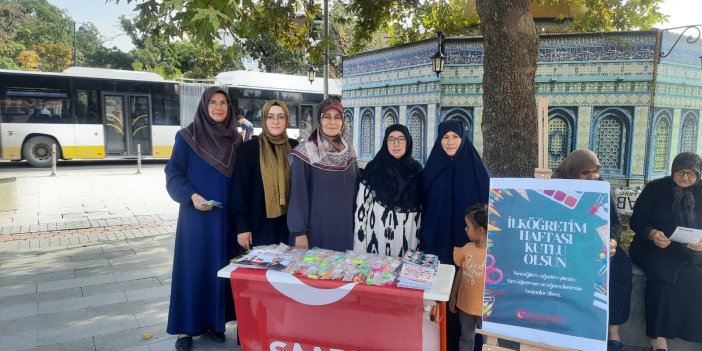 Saadet Partisi’nden öğrencilere çeşitli hediyeler