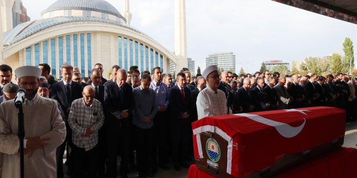 Cumhurbaşkanı Erdoğan, başdanışmanı Kılıç'ın cenaze törenine katıldı