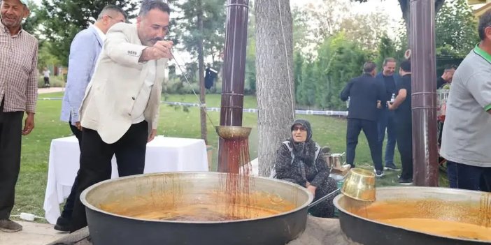 Konya Milletvekilleri pekmez kaynattı