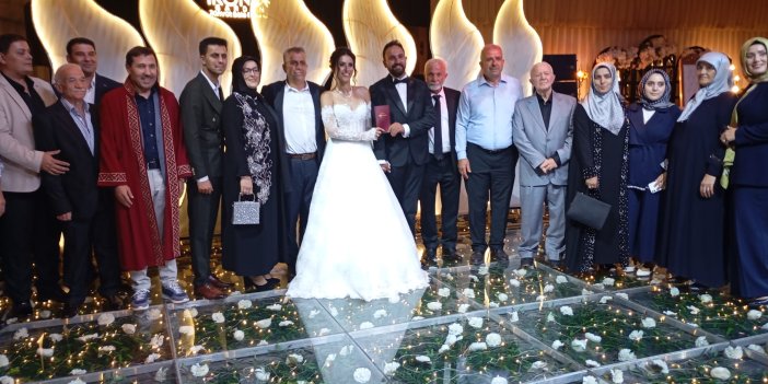 Zehra ile Mustafa evlendi